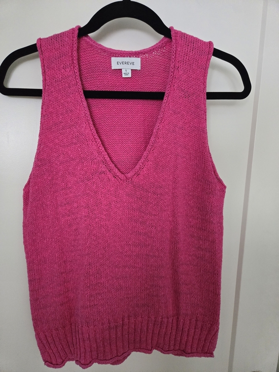 Evereve Sweaters - Evereve V-Neck Knit Sweater Vest in Hot Pink
